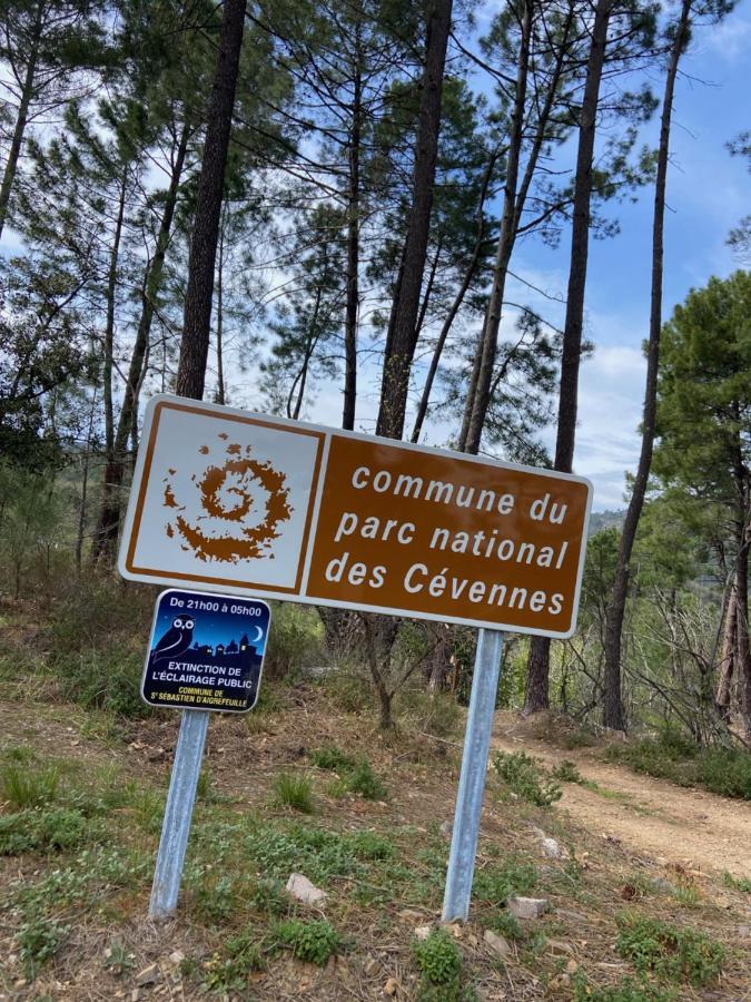 La Frigoule, Un Gite Au Coeur Du Parc Des Cevennes Generargues Extérieur photo